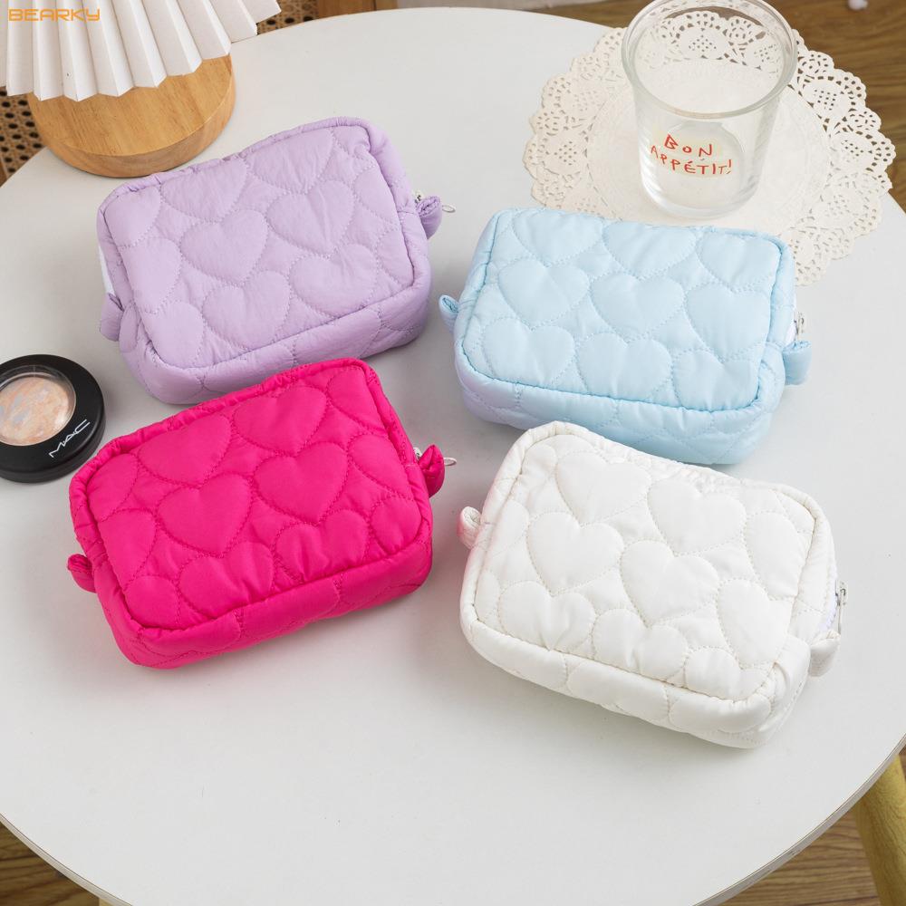 heart-quilted-cosmetic-bag-makeup-organizer (2)